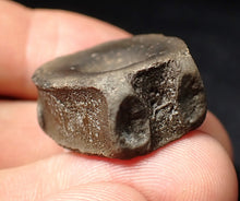 Load image into Gallery viewer, Jurassic ichthyosaur bone (vertebra) from Lyme Regis (28mm)
